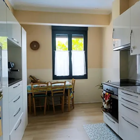 Bright & Cozy Center アパート *