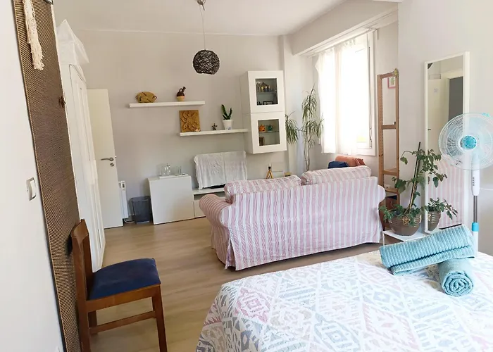 Bright & Cozy Center Appartamento